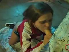 Nana, Sucer une bite, Hard