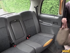 Grosse titten, Blasen, Braunhaarige, Vollbusig, Kehlenfick, Milf, Titten