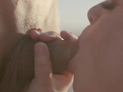 Gros cul, Grosse bite, Gros seins, Blonde, Sucer une bite, Interracial, De plein air, Chatte