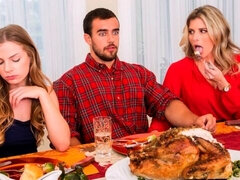 Grosse bite, Gros seins, Tromperie, Fille, 2 femmes 1 homme, Hard, Plan cul à trois, Nénés