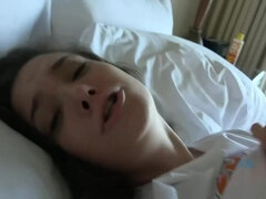 Amateur, Brunette brune, Faciale, Pov, Fumer, Tatouage, Nénés, Sous la jupe