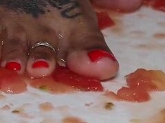 Amateur, Cuarto de baño, Gorda, Negro, Fetiche, Comida, Fetiche de pies, Solo