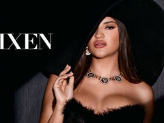 Stor rumpe, Stor kukk, Store pupper, Kukk suging, Brunette, Bakfra, Raseblandet