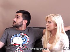 Candee Licious, the hot blonde, gets naughty with her old daddy in hot teen sex video
