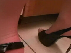 Amatorka, Analny, Blondynka, Fetysz, Sikanie, Satyna, Solo, Pończochy