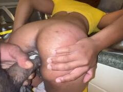 Americano, Culo in bocca, Grande cazzo, Nero, Schizzo di sborra, Spalancato, Lesbica, Matrigna