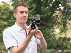 Popó, Gesztenyebarna, Természetes mellek, Valóság, Tini