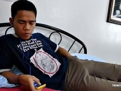 Asiatique, Tir de sperme, Pieds, Fétiche des pieds, Branlette thaïlandaise, Masturbation, Chaussettes, Solo