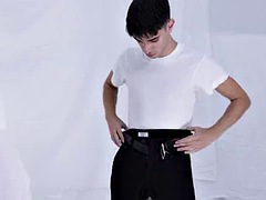Bdsm, Sperma shot, Fetisch, Fingering, Homosexuell, Massage, Pov, Uniform
