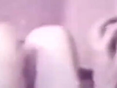 18 éves, Hatalmas hátsó, Cumizás, Szájba élvezés, Édes, Nuni, Harisnya, Tini