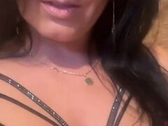 Amador amadora, Morena, Latina, Lingerie, Mãe gostosa, Mijar