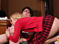 Cfnm, Hochschule, Weibliche domination, Masturbation, Schlampe, Student, Ablutschen, Uniform