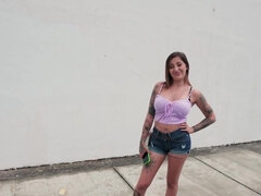 18 anni, Culo grosso, Tette grandi, Pompino, Hd, Mamma che vorrei scoparmi, Pubblico, Ragazza