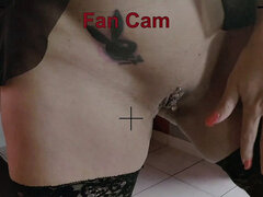 Szőke, Kutya póz, Csókolózás, Leszbikus, Érett feleség, Nuni, Harisnya, Tetkó