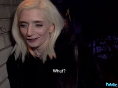 Szőke, Európai, Arcra élvezés, Kézimunka, Természetes mellek, Nyilvános, Nuni, Begyek