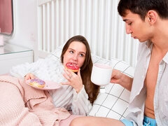 Schlafzimmer, Grosser arsch, Grosser schwanz, Grosse titten, Blasen, Braunhaarige, Hundestellung, Jungendliche (18+)