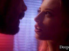 Bambino, Grande cazzo, Brunetta, Gola profonda, Hardcore, Hd, Pantaloncini sintetici, Tette