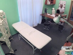 フェラチオ, 医者, バック, なめる, 看護婦, オフィス, オマンコ, のぞき