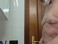 Mature Big Uncut Daddy Cock Itapapixxl Is Shaving His Beard and Trimming Down, Epic Cumshot