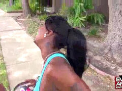 Belle grosse femme bgf, Noire, Brunette brune, Tir de sperme, Faciale