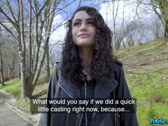 Amatør, Amerikaner, Brunette, Bakfra, Ansiktssperm, Naturlige bryster, Piercingen, Pupper