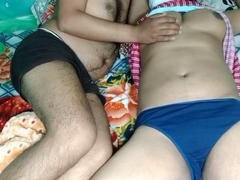 18, Stjärt mot mun, Moster, Bisexuell, Avsugning, Par, Hemmagjord, Indisk