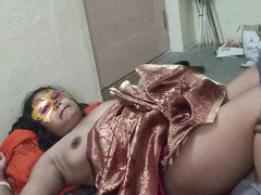 Χοντρούλα, Ζευγάρι, Σπιτικό, Νοικοκυρά, Ινδιάνος, Ώριμη, Φυσικά βυζιά, Μουνί