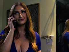 18 anni, Culo grosso, Tette grandi, Da dietro, Capellona, Ufficio, Tatuaggi, Ragazza