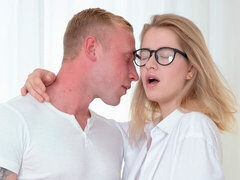 Velké péro, Kuřba, Pružné, Hardcore, Přírodní prsa, Tetování, Teenka, Kozičky