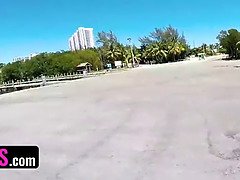 Americano, Culo grosso, Gola profonda, Da dietro, Mostro, Punto di vista pov, Figa, Ragazza