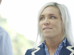 18 anos, Anal, Traseiro, Loiroa, Ela vestida ele nu, Jato de porra, Hd, Adolescente