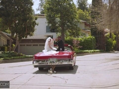 69, デカパイ, ブロンド, 中出し, 下着, 小柄, 三人, オッパイの