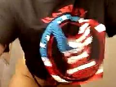 Latijnse vrouw, Alleen