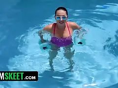 Большой член, Большие сиськи, Кончили внутрь, Глубокая глотка, Ласковые ручки, Хд, Лизание, Чудовищные размеры