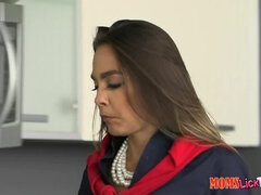 Kotě, Černé, Brunetka, Podpatky, Výprask, Přírodní, Pička, Vyhublá