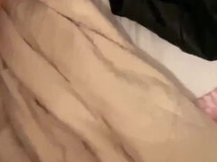 18 ans, Grosse bite, Blonde, Sucer une bite, Éjaculation interne, Tir de sperme, Mignonne, Européenne