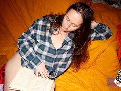 Sapiosexual girlfriend Cerise indulges in solo pleasure while engrossed in a book (It's a challenging task! Cheers to all the ladies who can!)