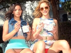 Grosser arsch, Fingern, Lingerie, Muschi, Rasiert, Entkleiden, Jungendliche (18+), Titten