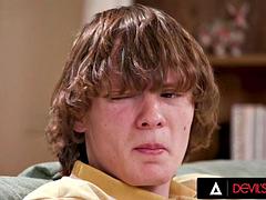 Chůva, Kuřba, Hardcore, Výprask, Masturbace, Realita, Teenka, Kozičky