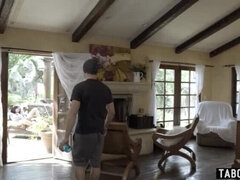 Peitos grandes, Peituda, Transar de quatro, Emo, Família, Mãe gostosa, Tabu, Tatuagem