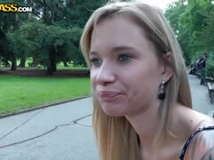 Szőke, Hd, Szabadban, Nézőpont