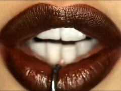 Velký zadek, Velké kozy, Brunetka, Prsatá, Sperma v puse, Hardcore, Kozičky