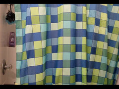 Ερασιτέχνης, Μελαχροινή, Ώριμη, Φυσικά βυζιά, Ντουζ, Μόνος