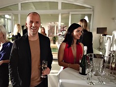 Azjatka, Niemowlę, Duży kutas, Blondynka, Obciąganie, Ciemna karnacja, Hardcore, Cycki