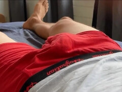 Dormindo Gostoso Com o Pau Duro