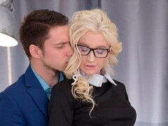 Grosser schwanz, Blasen, Hundestellung, Natürlichen titten, Dürr, Jungendliche (18+), Titten