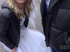 Aisankannattaja, Äiti jota haluaisin panna, Äiti, Raha, Todellisuus, Sukkahousu, Tatuointi, Häät