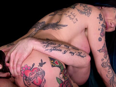 Anale, Tette grandi, Pompino, Vibratore, Fetish, Capezzoli, Rasata, Tatuaggi