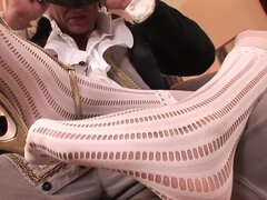 Tjekke, Fødder, Give finger, Fod fetish, Fodjob, Hæle, Barberet, Sokker