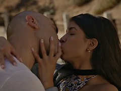 Veľké péro, Kuřba, Brunetka, Na tvár, Latinskej, Pornstars, Jazdectvo, Kozičky